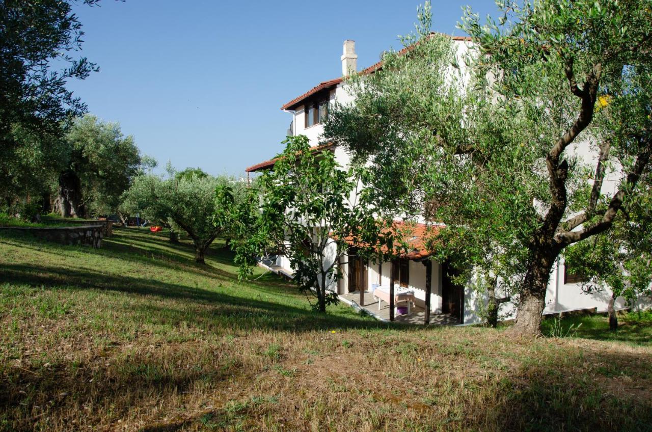 Makis House Hotel Nikiti  Exterior photo